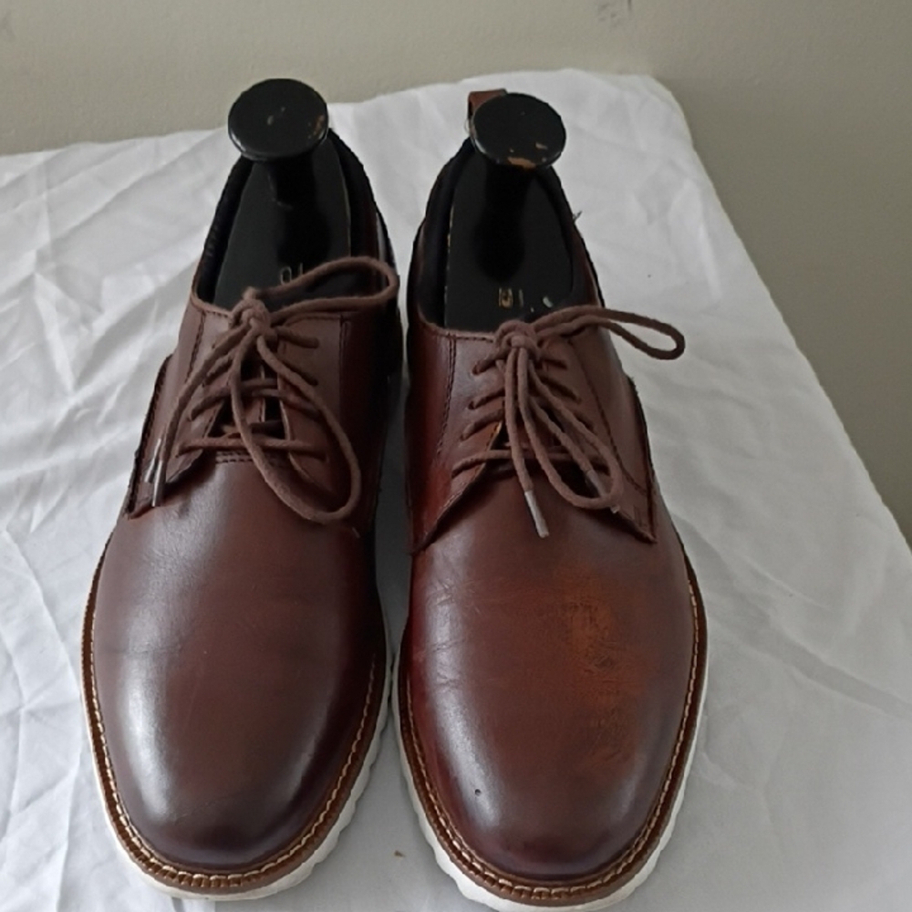Johnston & Murphy Brown Leather Oxfords with Polished Finish